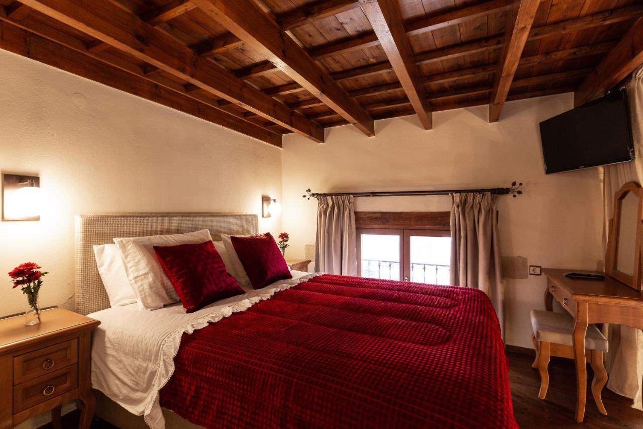 Phaedra Suites (Adults Only) Rethymno  Bagian luar foto