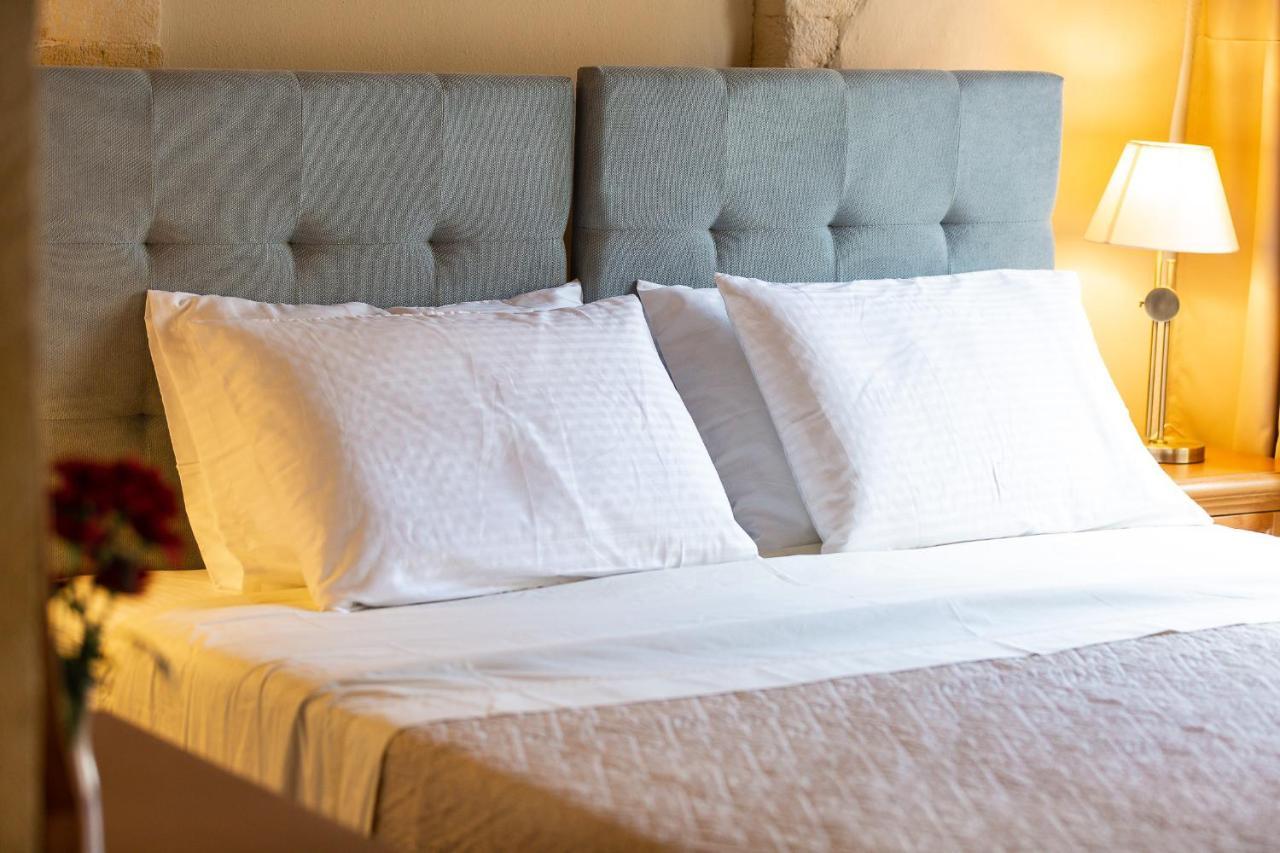 Phaedra Suites (Adults Only) Rethymno  Bagian luar foto