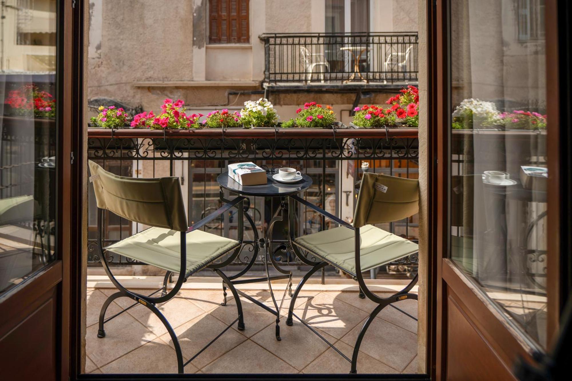Phaedra Suites (Adults Only) Rethymno  Bagian luar foto