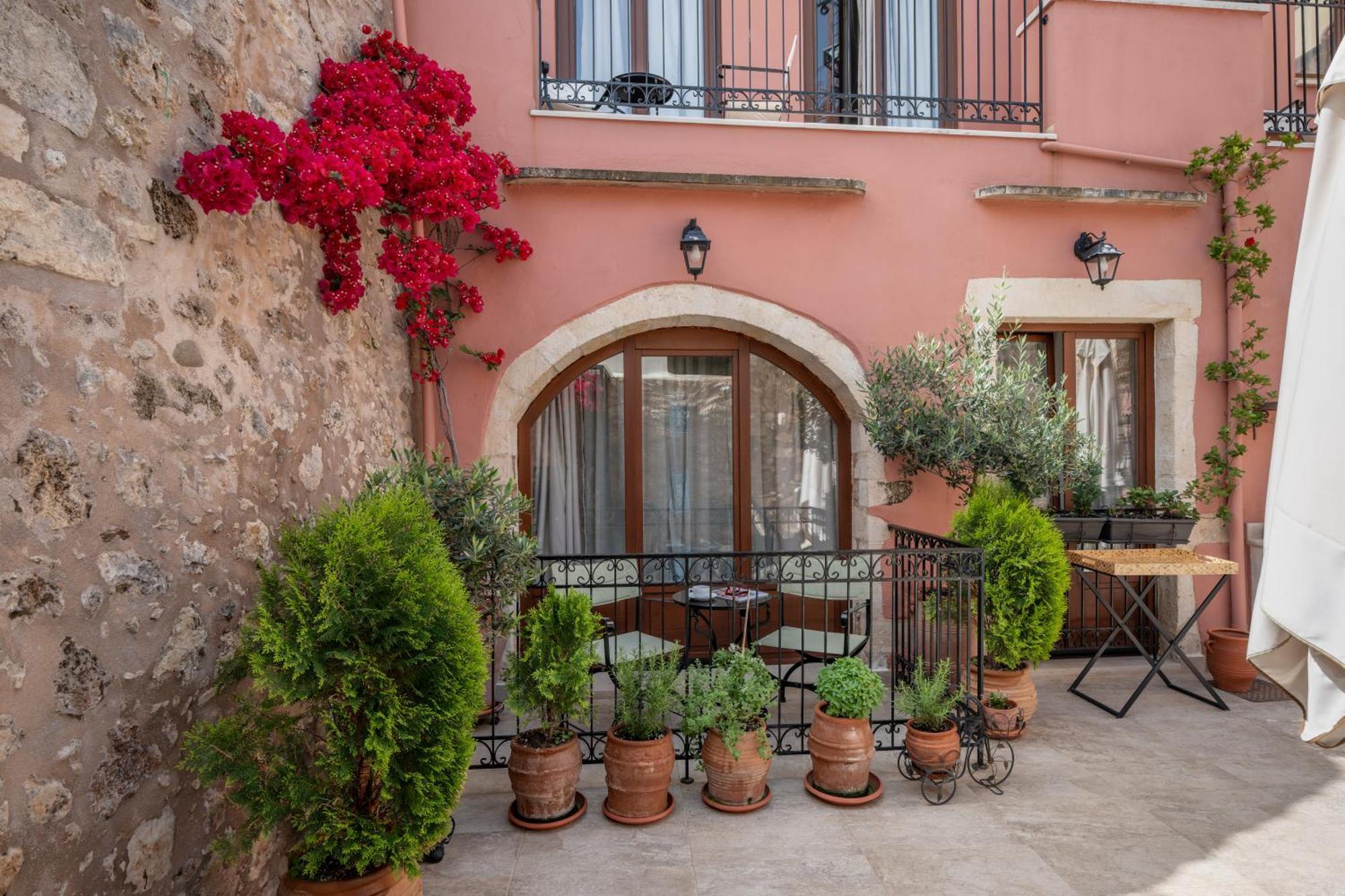 Phaedra Suites (Adults Only) Rethymno  Bagian luar foto