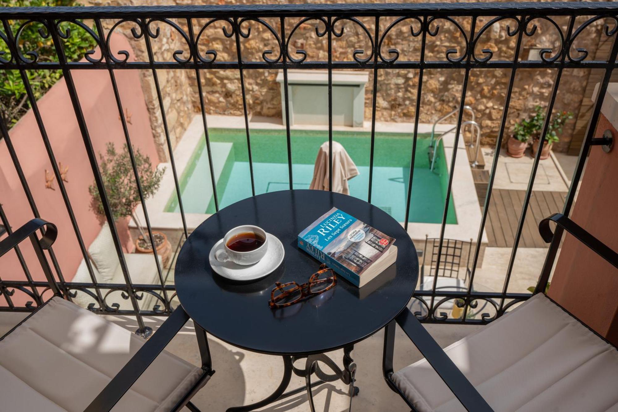 Phaedra Suites (Adults Only) Rethymno  Bagian luar foto